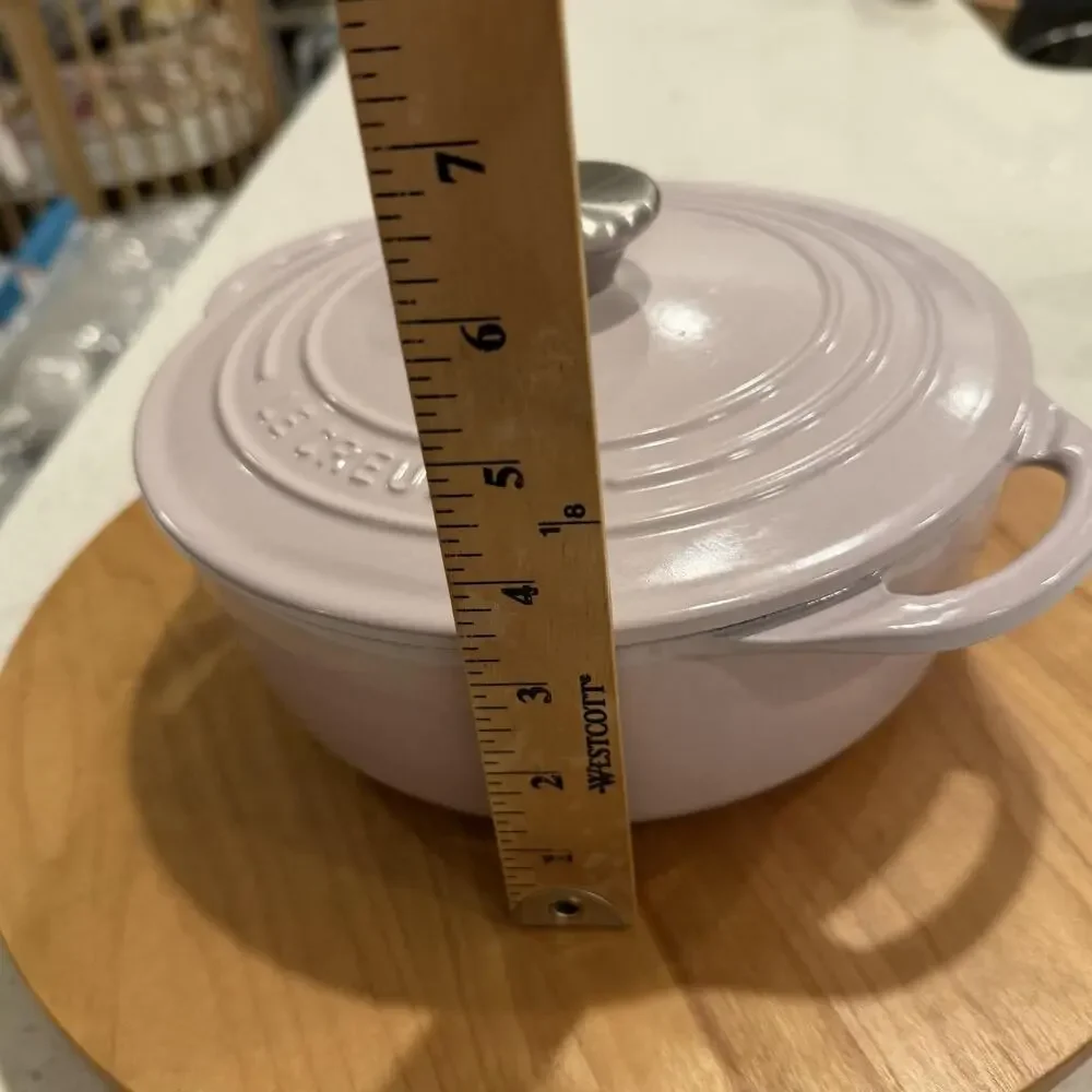 Le Creuset 22 Enameled Cast Iron Signature Round Sauteuse Shallot Light Purple